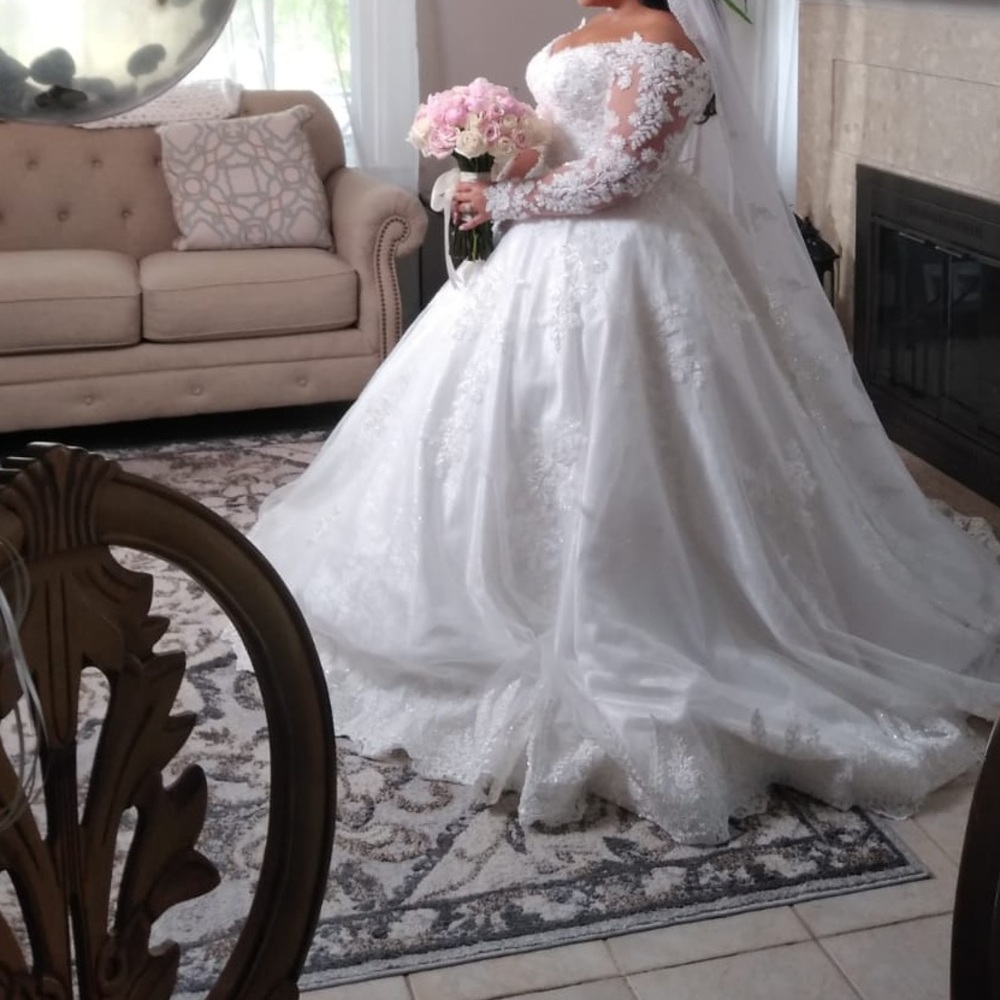 Wedding dress